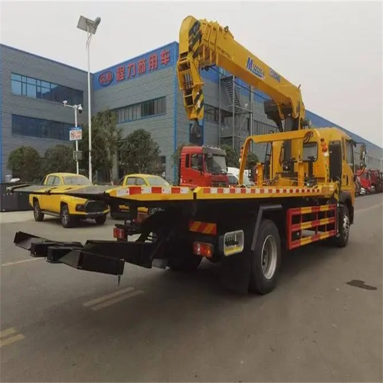 龙海附近小随车吊出租电话，轻松解决搬运烦恼